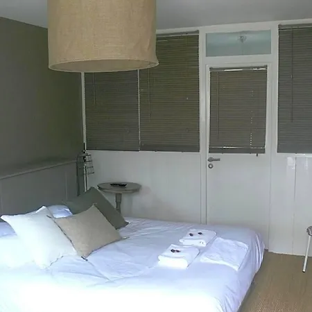 L'ile O Chateau Hotel 3*
