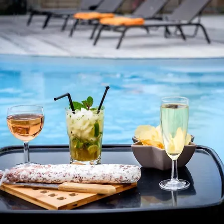 Hotel L'ile O Chateau 3*