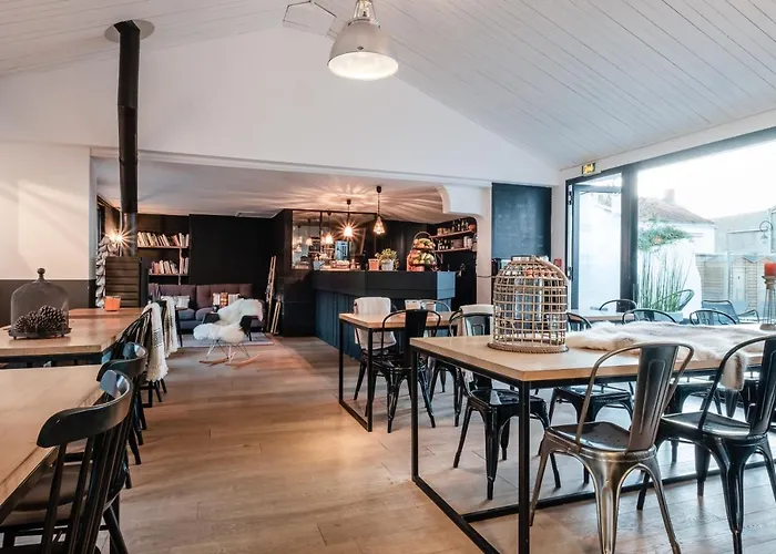 Hotel L'île ô Château 3*