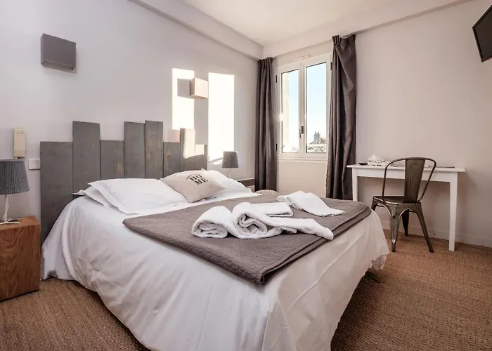 L'île ô Château Hotel 3*